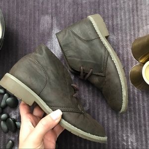 Black Children’s Place boots